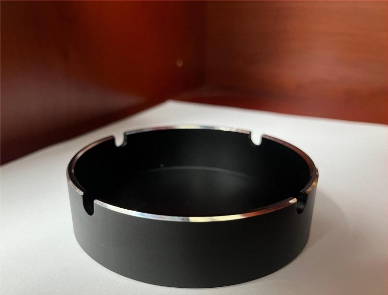 Linkai fém hamutál, modell Ashtray, öntési technológiával gyártva, testreszabás elérhető