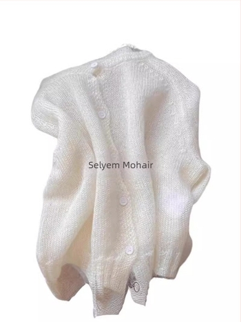Mohair kardigán, vékony kötés, egyszínű minta, kerek nyak, hosszú ujjú, normál hosszúság