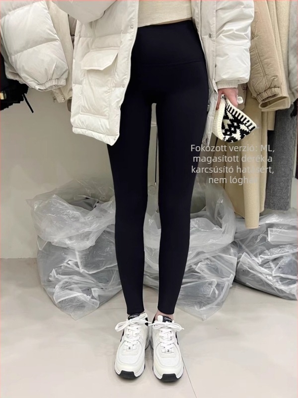 Nylon anyagú leggings, szűk szabás, mikroelasztikus, Nine-Point hossz, téli 2025
