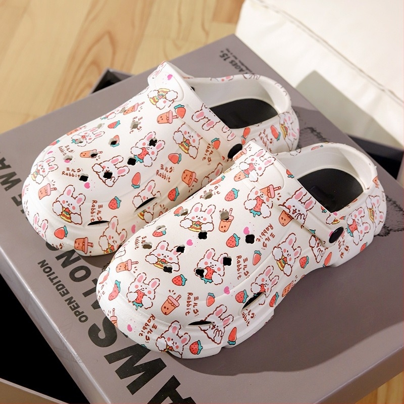 Női perforált slip-on cipő nyárra, könnyű, belső és külső használatra, grafitis rajz, koreai stílus, csúszásmentes talp