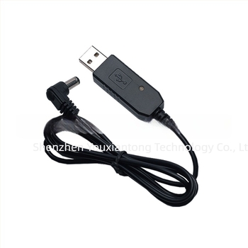 Baofeng UV5R USB töltőkábel, 3,5 mm csatlakozó, csúszásmentes felület, elem nélkül, elméleti hatótáv 1,5–3 km