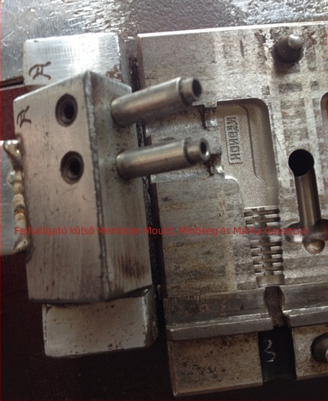 V-MAX TK Head USB kábel frekvenciák írására az interkom programozásához