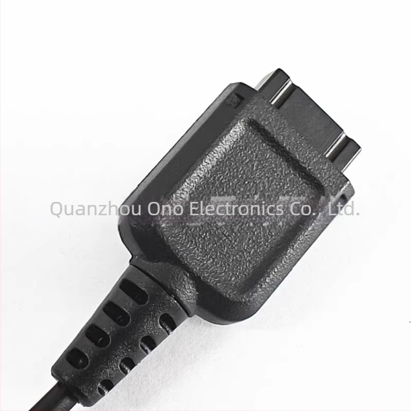 Ouno USB töltő Motorola MTP3150/3250/3100 walkie-talkie-hoz – Frekvenciasáv 1,5–3 km, Nincs akkumulátor, Porálló
