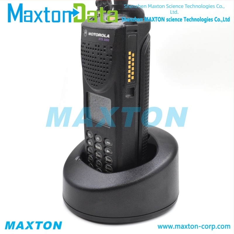 NTN8831 intelligens töltő walkie-talkiehoz a MOTO XTS2250, XTS3000 és XTS5000 Ni-MH modellekhez (CH-NNTN8234, 3000 mAh)
