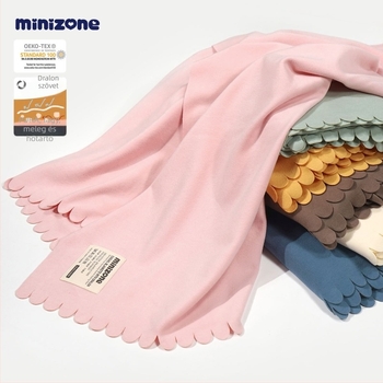 Újszülött baba quilt — egész éves, pamut-akkril-viszkóz-spandex keverék, minta: egyszínű