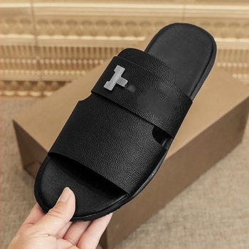 Férfiak számára mindennapi casual szandál bőr felsőrésszel és toe-clip zárással