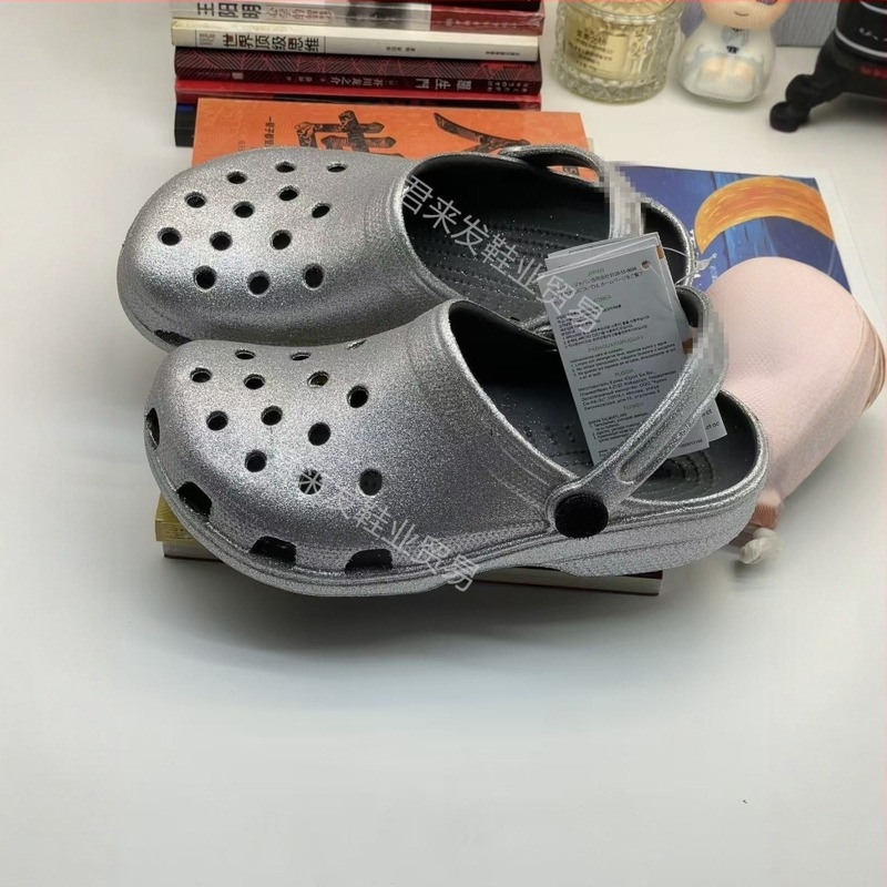 Shining Star sorozat: csillogó Crocs-stílusú női papucs hátsó pánttal, nyári csúszásmentes