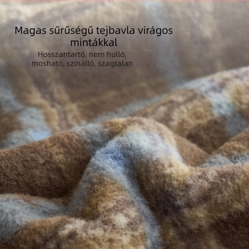 Kétrétegű kasmír fleece pléd geometriai kockás mintával, tavasz-őszi használatra, 80–90% kasmír tartalom.