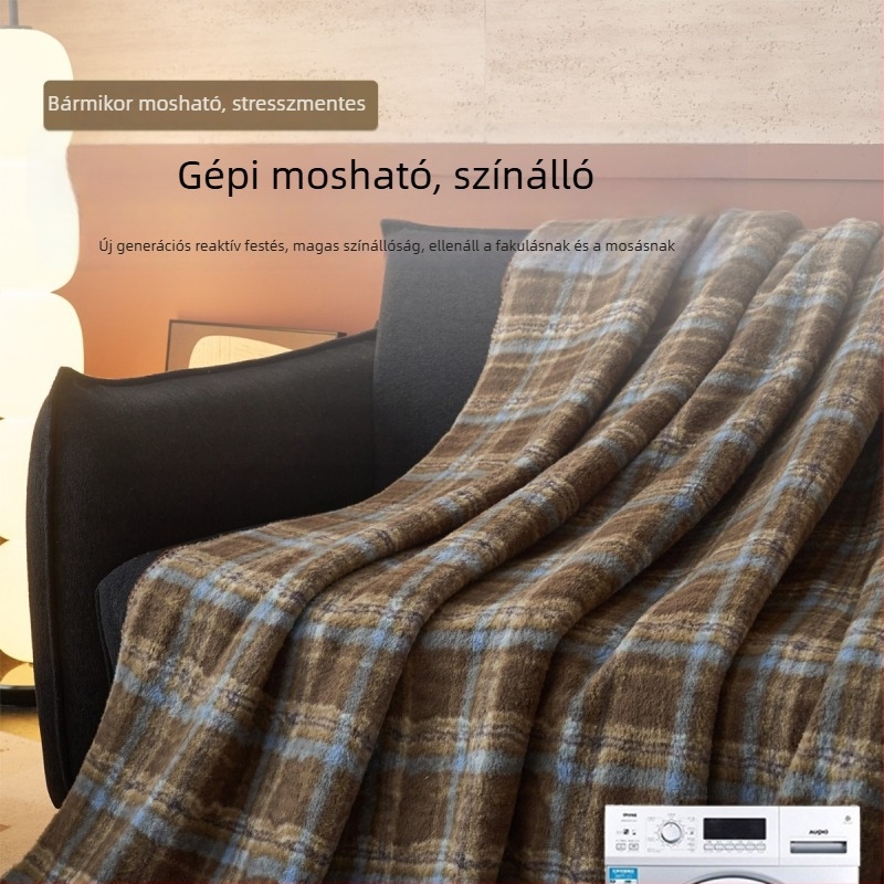 Kétrétegű kasmír fleece pléd geometriai kockás mintával, tavasz-őszi használatra, 80–90% kasmír tartalom.