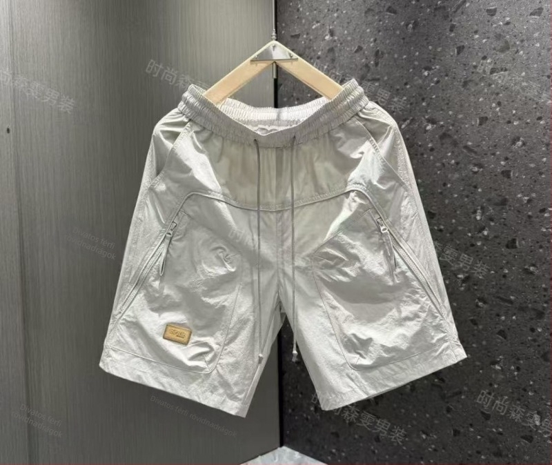 Férfi rövidnadrág húzózsinórral — nejlon szövet, fő anyag poliészter, egyenes szabás, mikroelasztikusság, nyár 2025