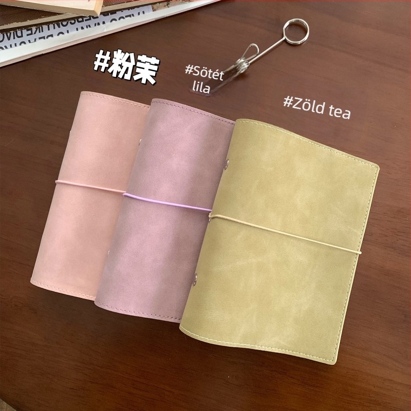 Kivehető lapokkal ellátott notesz, üres belső oldalakkal, papíralapú oldalak, hordozható