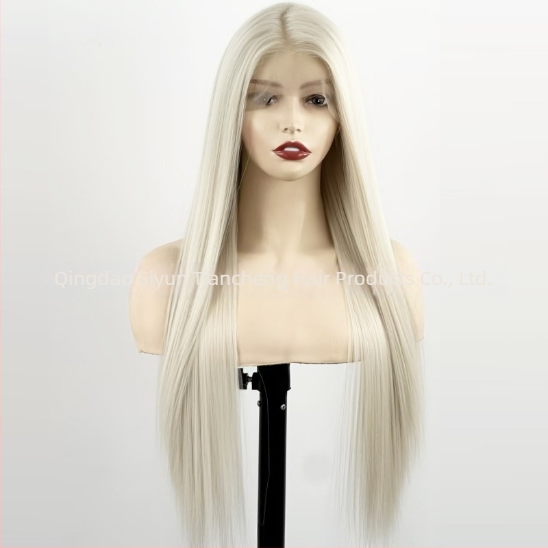 Krémfehér hosszú, egyenes paróka, lace-front 13×4, kézi horgolású elülső rész, szintetikus, hőálló szál