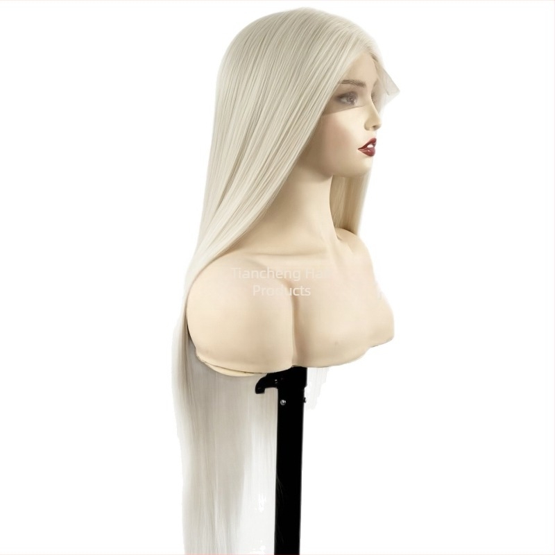 Krémfehér hosszú, egyenes paróka, lace-front 13×4, kézi horgolású elülső rész, szintetikus, hőálló szál