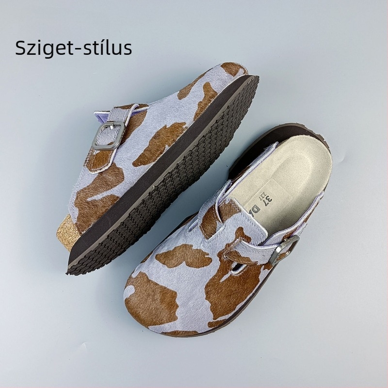 Női parafadugó klincs papucs csattal - Felső anyag: lóhaj; Talp: gumi; Belső anyag: szuper rost; Talp vastagsága: 3–5 cm