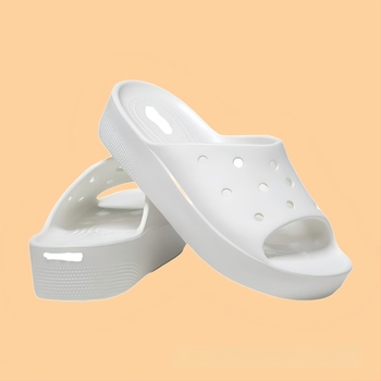 Felhő alakú lyukas klógszandálok, slip-on kültéri viseletre, vastag talppal a magasság növelésére, csúszásmentes, nőknek, mindennapi viselet