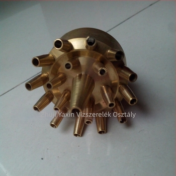 Sárgaréz fúvóka szökőkúthoz, háromrétegű virágmintázat, fix, kerthez és vízparti tájakhoz