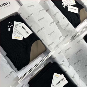 Nylon harisnya fleece béléssel, magas derekú haskontroll, vastag anyag, teljes hossz