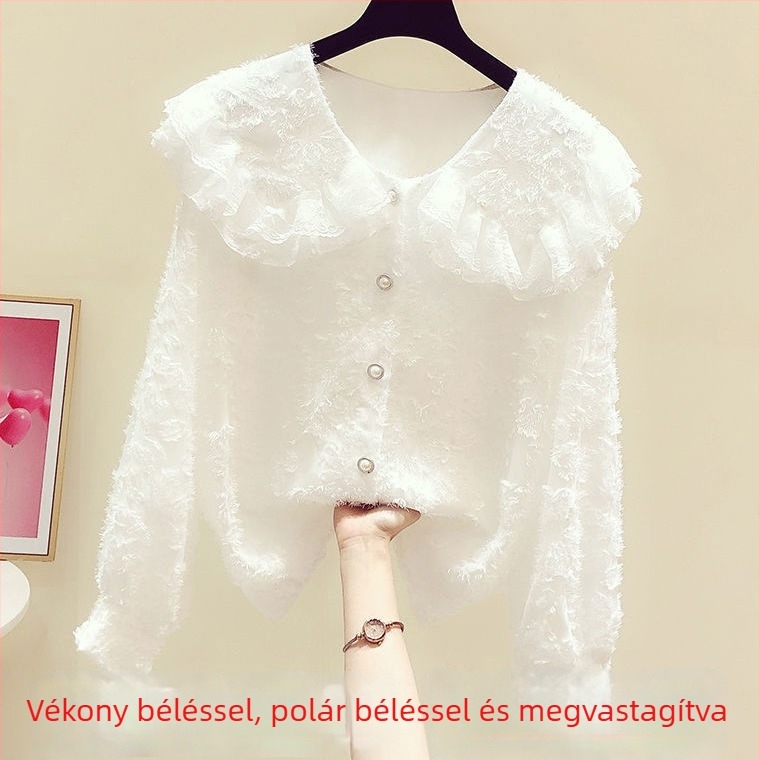 Fehér chiffon blúz csipkés szegélyekkel és gallérral, hosszú ujjú, mindennapi női felső.