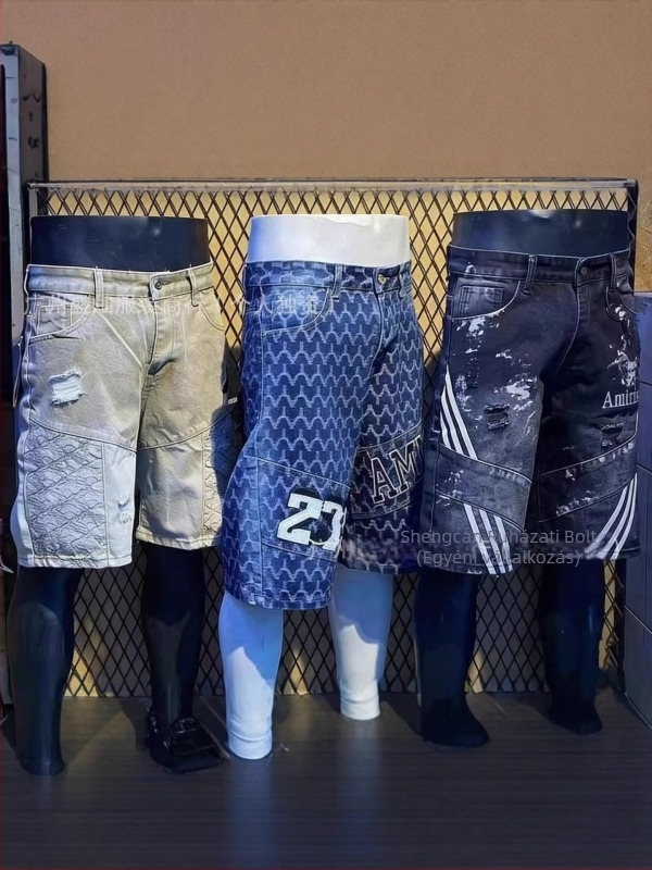 Férfi denim rövidnadrág, lazán szabott, közepes rugalmasság, nyári viselet