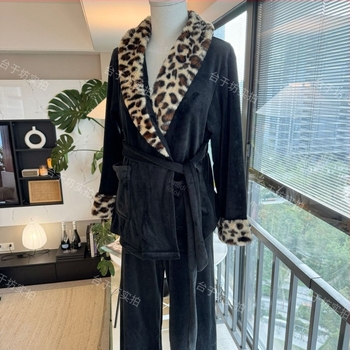 Női leopard mintás island velvet pizsama készlet, két darab, rever nyakú, vastag velúr, téli–őszi viselésre, otthoni viselet
