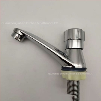 Asztali mosdócsap rozsdamentes acélból, egykaros hidegvíz-vezérléssel, kerámiás szeleppel, 20 mm bemenet/kimenet