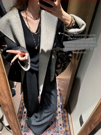 Női gyapjú kabát kapucnival, color-block, megfordítható, laza szabású, közepes hosszúságú