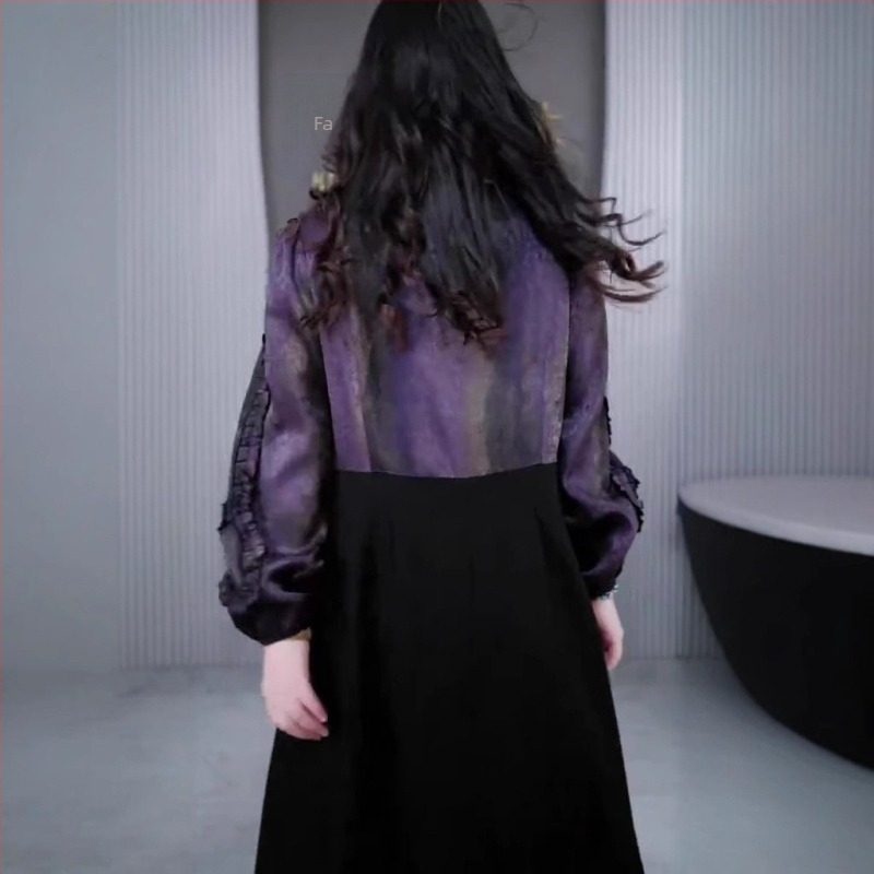 Elegáns chiffon hosszú ujjú ruha, 90–95% poliészter, hossza 99 cm, tavasz 2025, Kapok forest