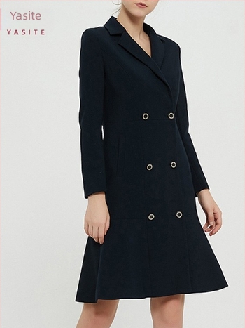 Szövött ruha, mintavételes és OEM feldolgozás, minták alapján készített, hímzés, 300 készlet/nap, közepes és magas minőség, anyagok: műszál, gyapjú, szifon, pamut.