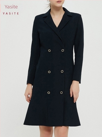 Szövött ruha, mintavételes és OEM feldolgozás, minták alapján készített, hímzés, 300 készlet/nap, közepes és magas minőség, anyagok: műszál, gyapjú, szifon, pamut.