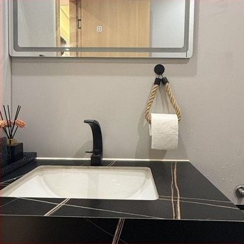 Falihoz szerelhető papírtörlő tartó vasból, elektroplatinált felülettel, kerek formájú, kreatív stílus