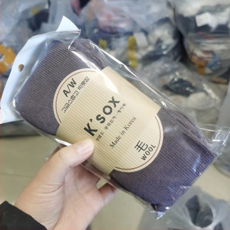 KSOX Női gyapjú harisnya - teljes hosszúságú, közepes vastagságú, gyapjú anyag, téli, tavaszi és őszi szezonokra