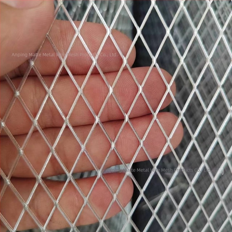 Univerzális alumíniumötvözetes autógrill a központi radiátorhoz, lyukmintázat 3x6