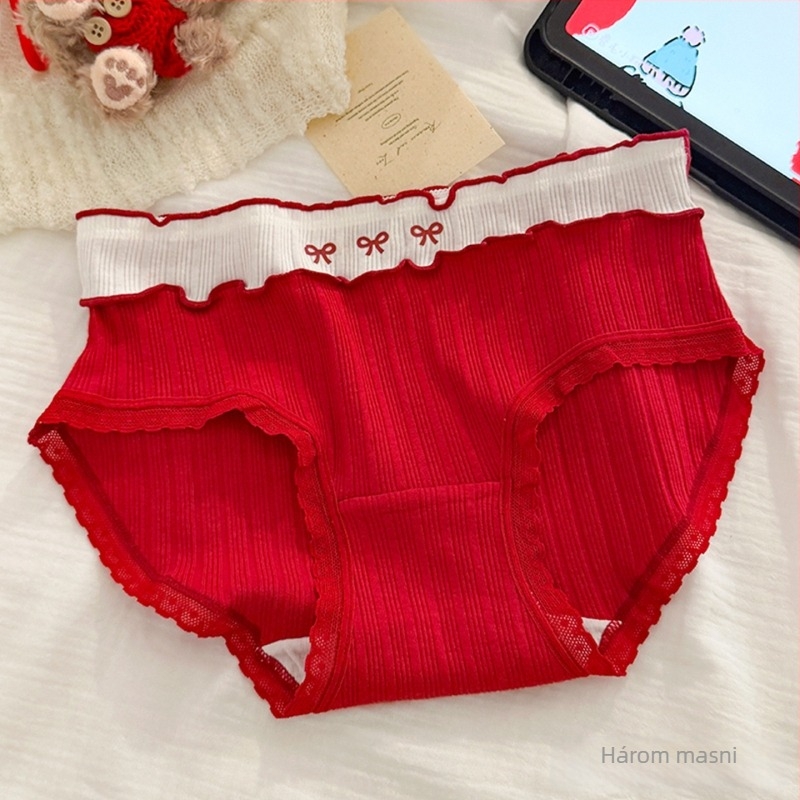 Női pamut alsónemű hosszított ágyékkal, antibakteriális, lélegző (Fő anyag: pamut; Összetétel: 95–100% pamut; Gátlór: 100% pamut; Szövés: kötött; Derék: középmagas)