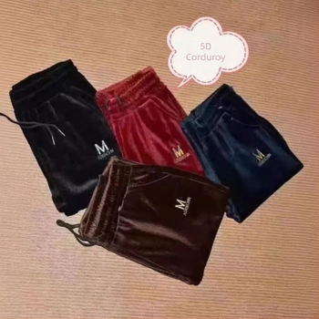 Női corduroy casual nadrág, magas derekú, egyenes szabás, velúrhatású felület, mikro elasztikusság, őszi-téli