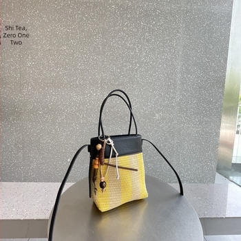 Caredo crossbody táska, valódi bőrből, első réteg, függőleges négyzet alak, mobiltelefon zseb, poliészter bélés
