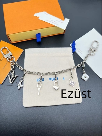 Kulcstartó táskákhoz négylevelű lóhere motívummal, PU anyag, könnyű luxus stílus