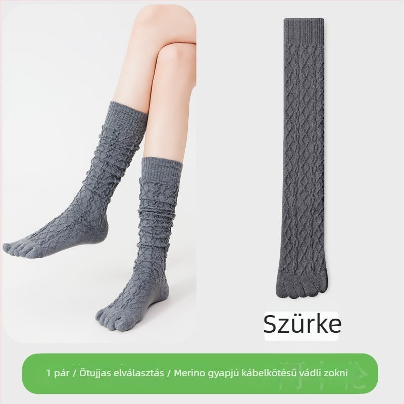 Női ötujjas gyapjú zokni, félvádli hosszúságú kötött, külön ujjak, diamant mintával