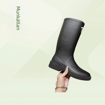PVC esőcsizmák varrás nélküli, középmagas szár, slip-on, közepes sarkú 3-5 cm