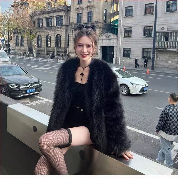 Női műszőrme kabát, polo gallérral, Chenille anyag spandex-keverékkel, hercegnő ujjak, ultra rövid hossz