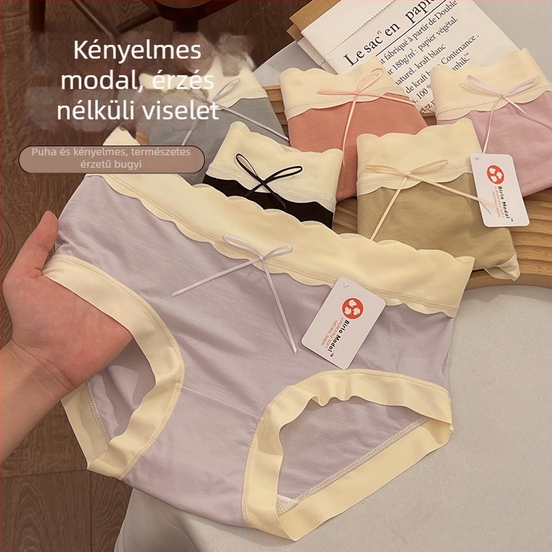 Női alsónemű Modalból, középmagas derekú, lélegző, kötött anyag; fő anyag 90–95% Modal, ágyéktáji bélés 100% pamut