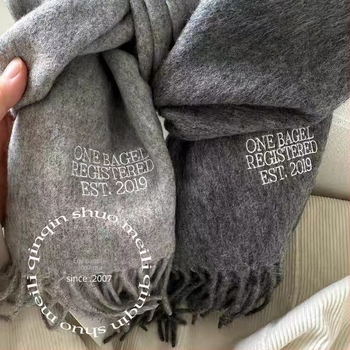 Gyapjú sál, warp knitting technikával készült, 100% gyapjú, melegen tart, tél, közepes hosszú, egyszerű stílus