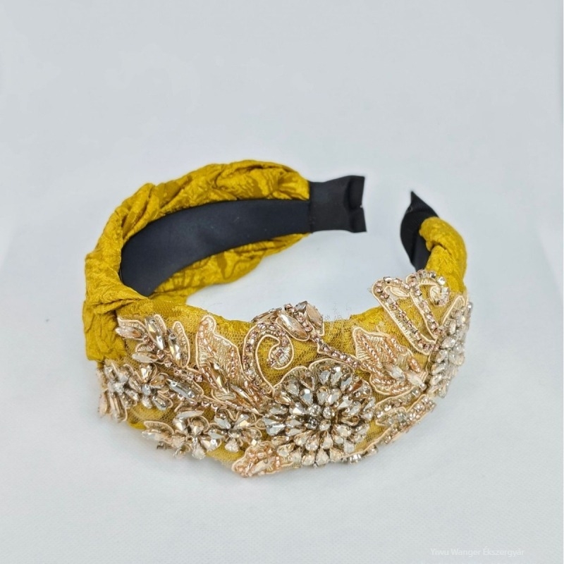 Kézzel készített középkori stílusú fejpánt csipével, textil és hálóval, rozsdamentes acél betéttel – női fejfedő