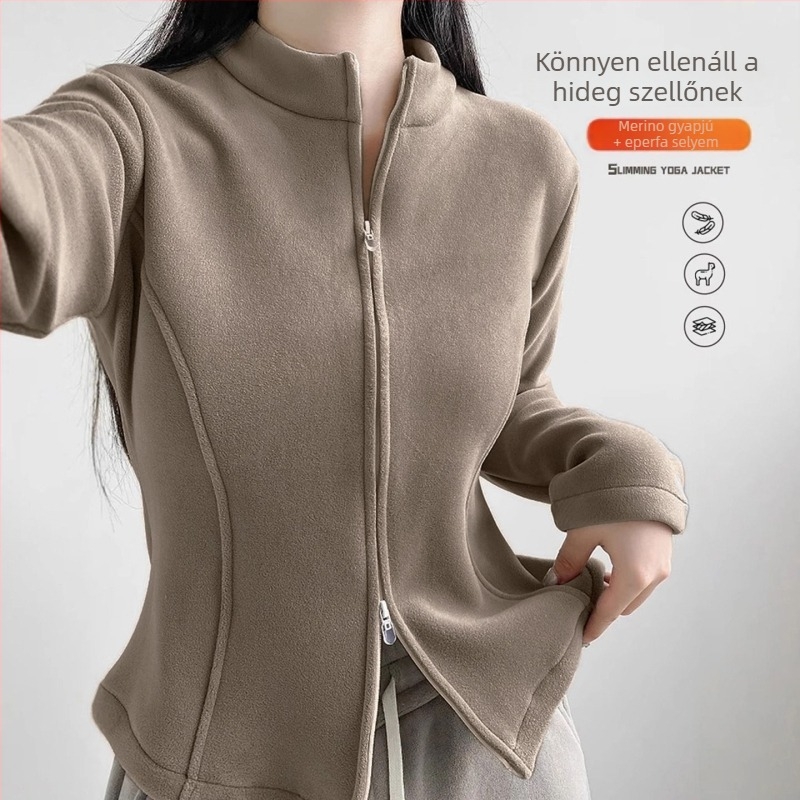 Polár dzseki kapucnival, csíkos mintával, poliészter bélés