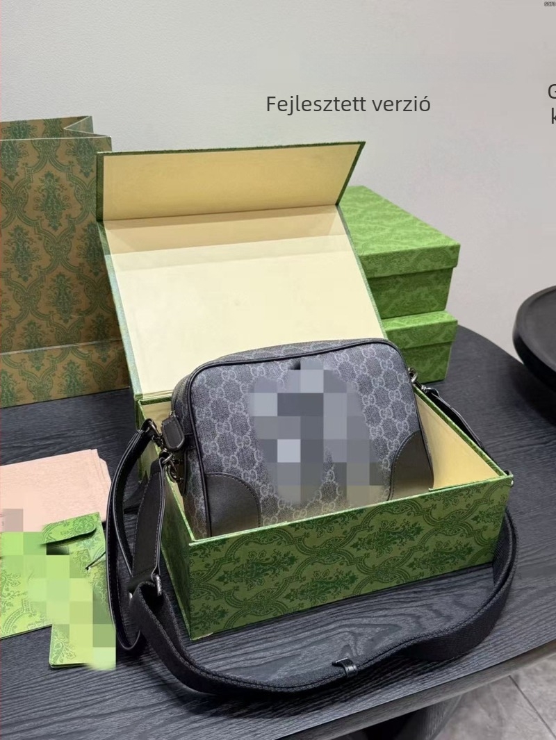 Férfi crossbody táska marhabőrből, vászon bélés, mix‑and‑match stílus, 2018 tavasz