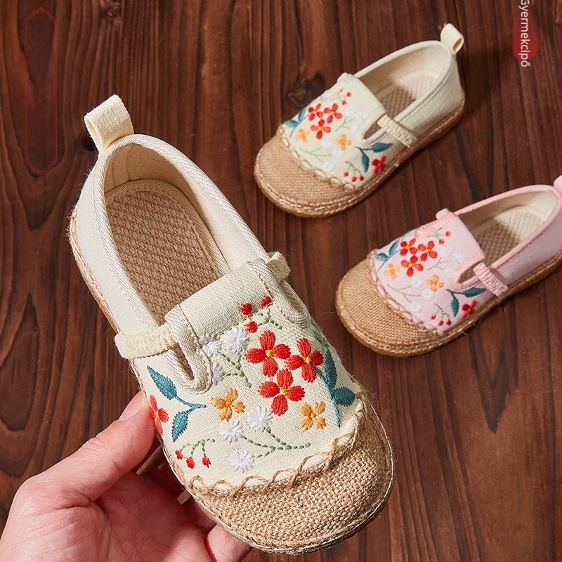 Lányoknak szánt vászon halászcipő - légáteresztő slip-on cipő, könnyű, hímzett mintával