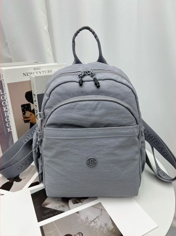 Utazó hátizsák nylonból, vízálló, cipzáros bezárás, belső cipzáras zseb, szabadidős stílus