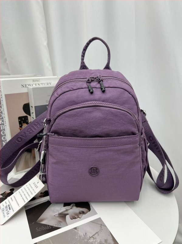 Utazó hátizsák nylonból, vízálló, cipzáros bezárás, belső cipzáras zseb, szabadidős stílus