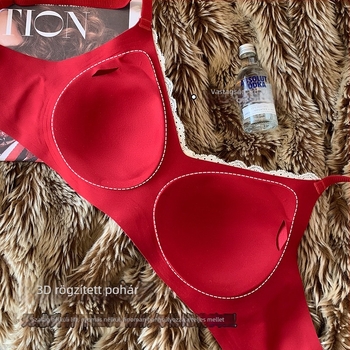 Sima csipkés virágmintás melltartó szett, kosár 3/4, tiszta pamut anyag, bélés elasztikával, emelés és gyűjtés, hátul három sor kampó, rögzített dupla pántok