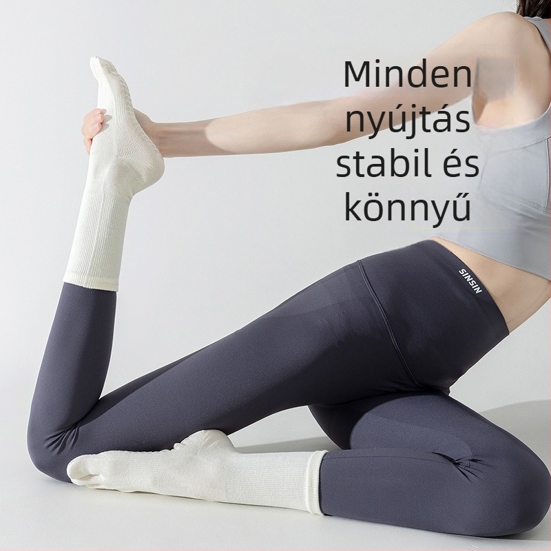 jóga zokni csúszásmentes szilikonnal, osztott ujjak ötujjas kialakítás, pamut, középmagas szár, beltéri edzéshez nőknek