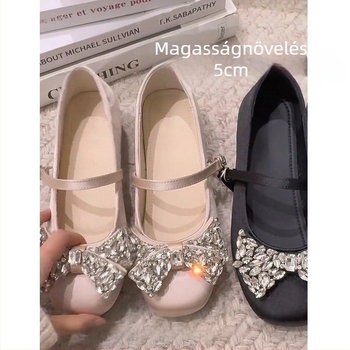 Női Mary Jane cipők 5 cm-es belső magasságnöveléssel, masnis dísz és strasszok, kerek orr